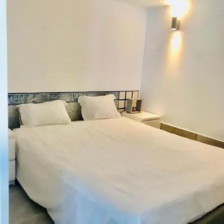 Semesterbostad Trendy One Bedroom House, & Lagoon *